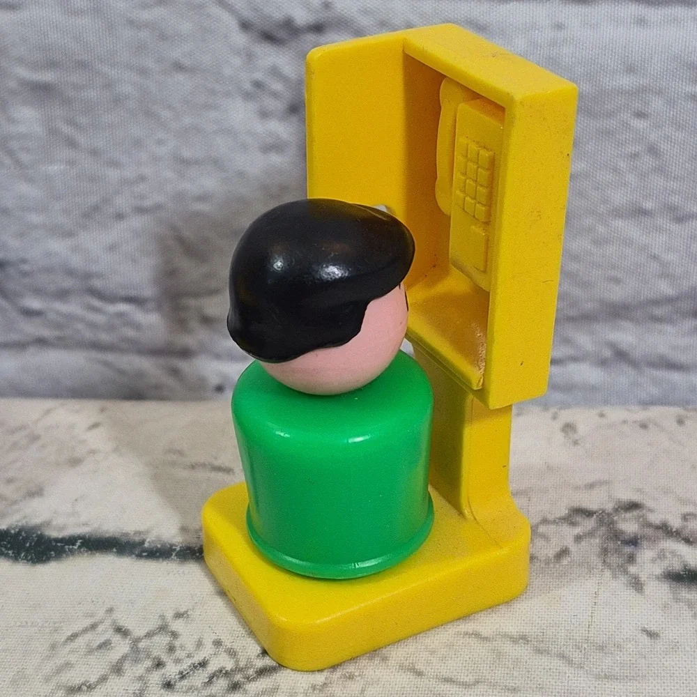 Vintage Fisher-Price Little People Lot 4pcs Traffic Light Man Car Phone Booth